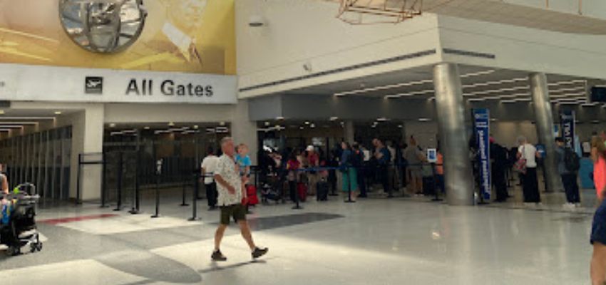 United Airlines DAY Terminal – Dayton International Airport
