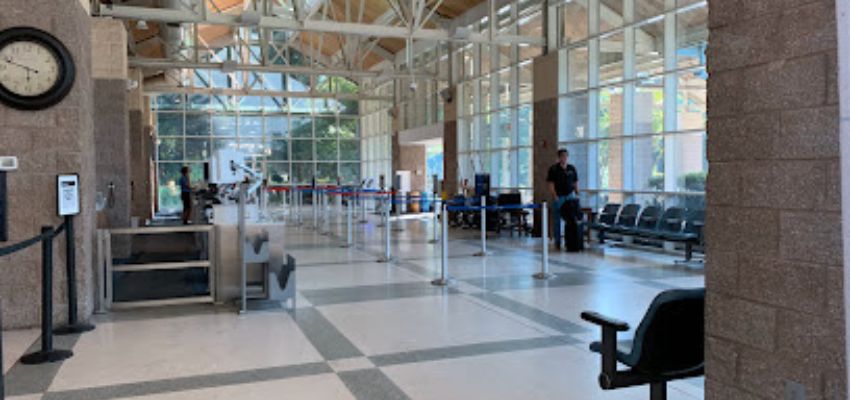 Breeze Airways SAV Terminal – Hilton Head Island Airport