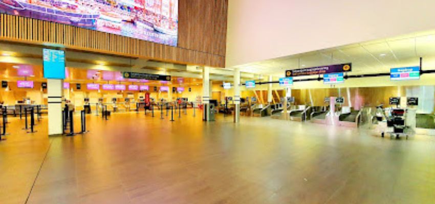 KLM Royal Dutch Airlines  SVG Terminal – Stavanger Airport