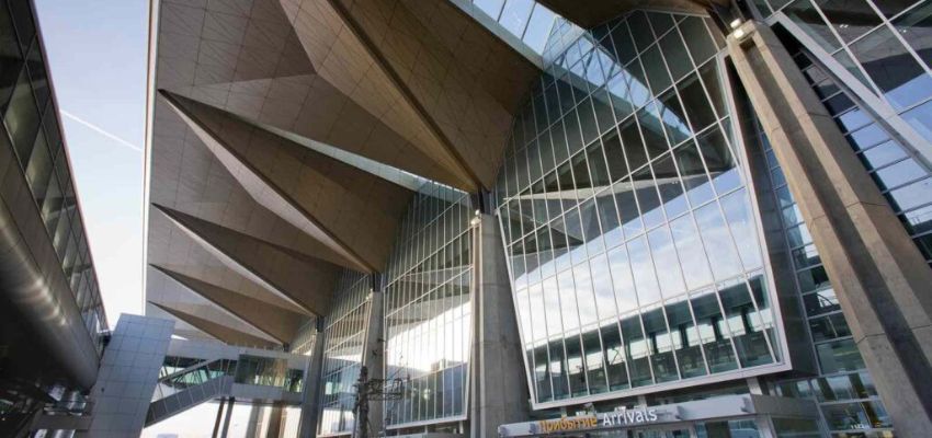 FinnAir LED Terminal – Pulkovo Airport