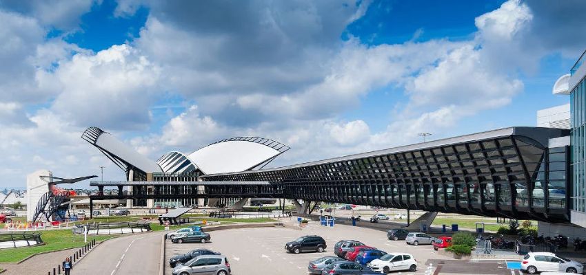 Brussels Airlines LYS Terminal – Lyon-Saint Exupery Airport