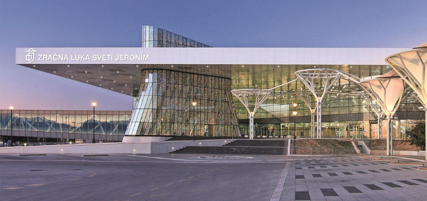 KLM Royal Dutch Airlines SPU Terminal – Split Airport